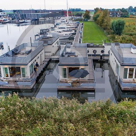 Stunning Ship In Aalsmeer With Kitchen Luaran gambar